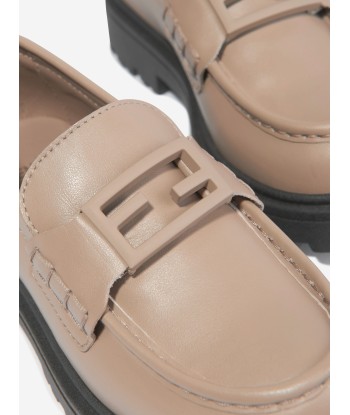 Fendi Kids Leather Logo Loafers in Beige Faites des économies