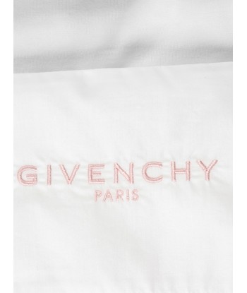 Givenchy Cotton Baby Nest ou a consommer sur place