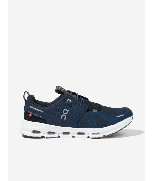 On Running Kids Cloud Sky Trainers in Navy Les êtres humains sont 